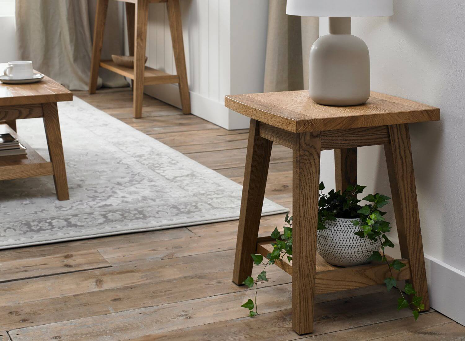 Cambridge Lamp Table